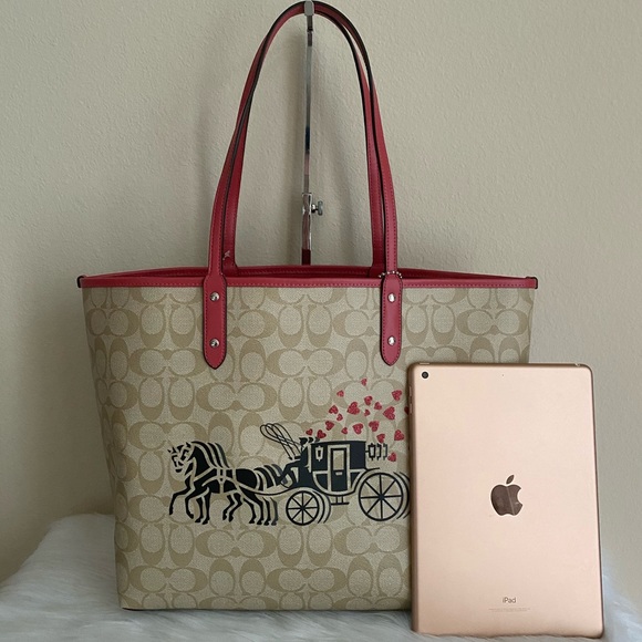 Coach - Picture 2 of 8